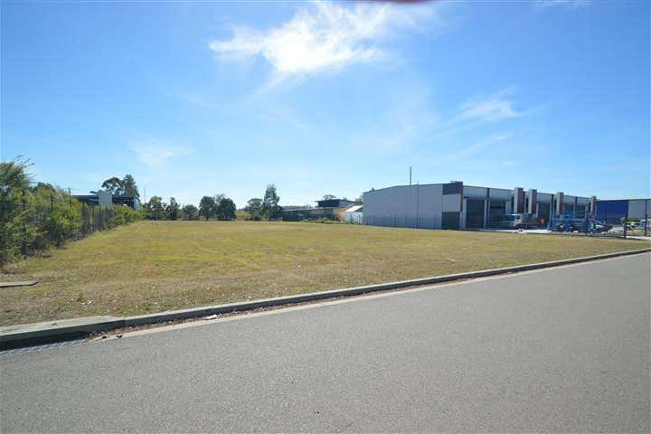 6 Spitfire Place Rutherford NSW 2320 - Image 4