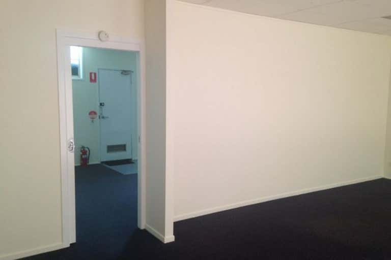 Suite 7, 28 Bell Street Toowoomba City QLD 4350 - Image 2