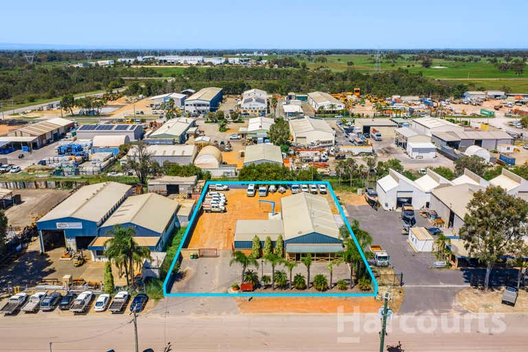 19 Cox Street Pinjarra WA 6208 - Image 2