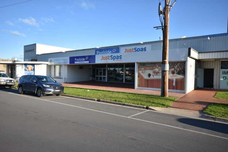 2/155 Melbourne Road Wodonga VIC 3690 - Image 2