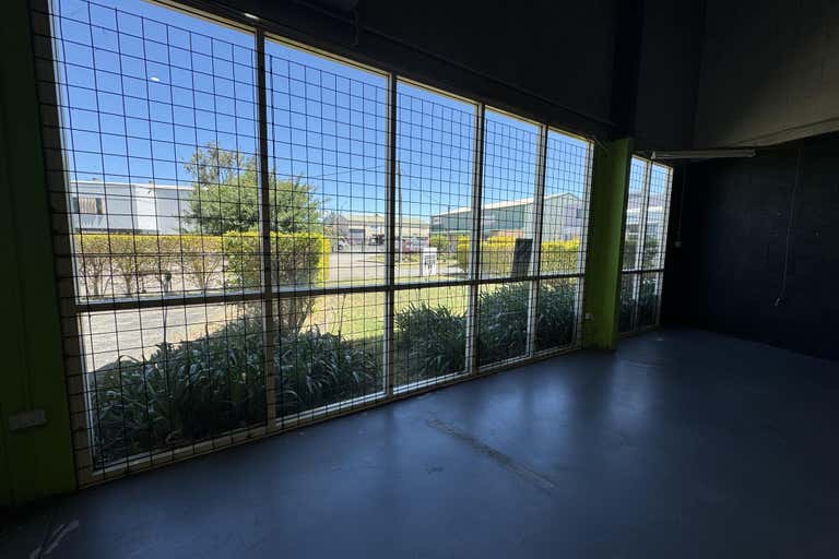 9/8 O'Hart Close Charmhaven NSW 2263 - Image 4