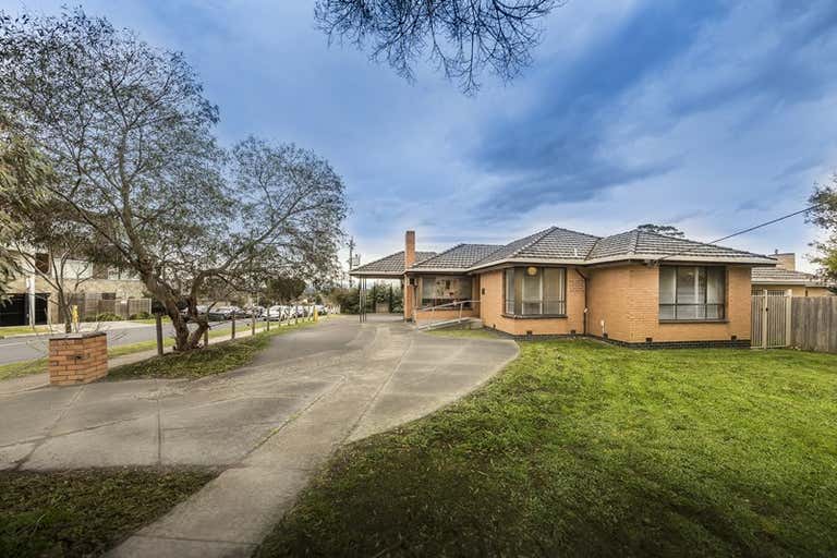 769 Doncaster Road Doncaster VIC 3108 - Image 2