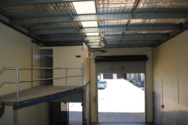 Unit 12, 11-15 Gardner Court Wilsonton QLD 4350 - Image 4