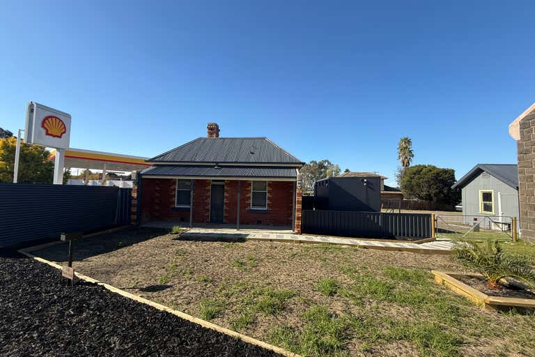 1438 Plenty Road Mernda VIC 3754 - Image 2