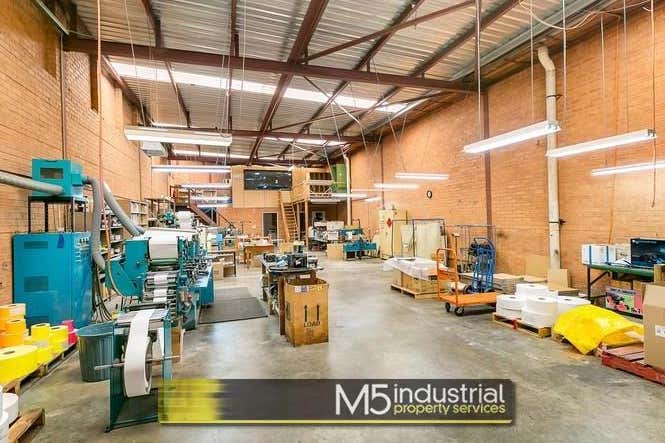 Unit 3, 15 Lorraine Street Peakhurst NSW 2210 - Image 1