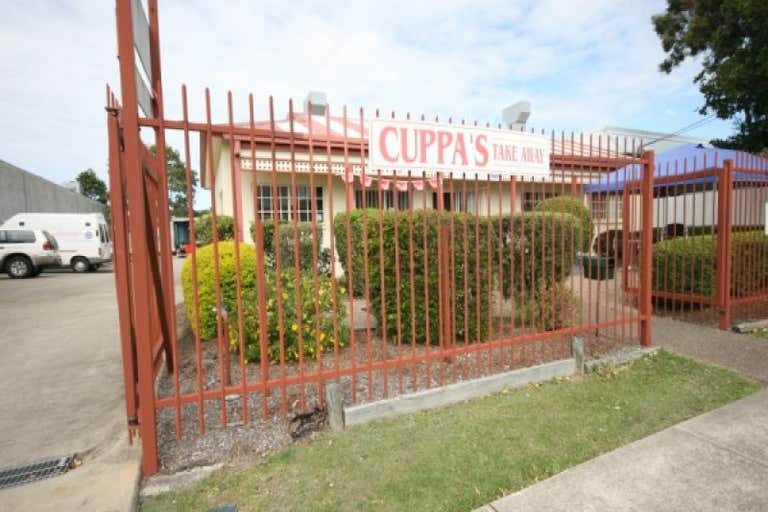 Shop 1, 28 Ereton Drive Labrador QLD 4215 - Image 2