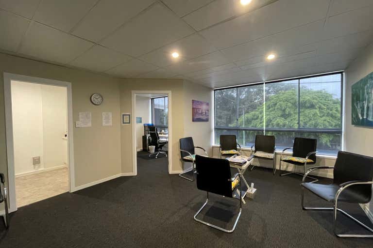 3/52 Griffith Street Coolangatta QLD 4225 - Image 4