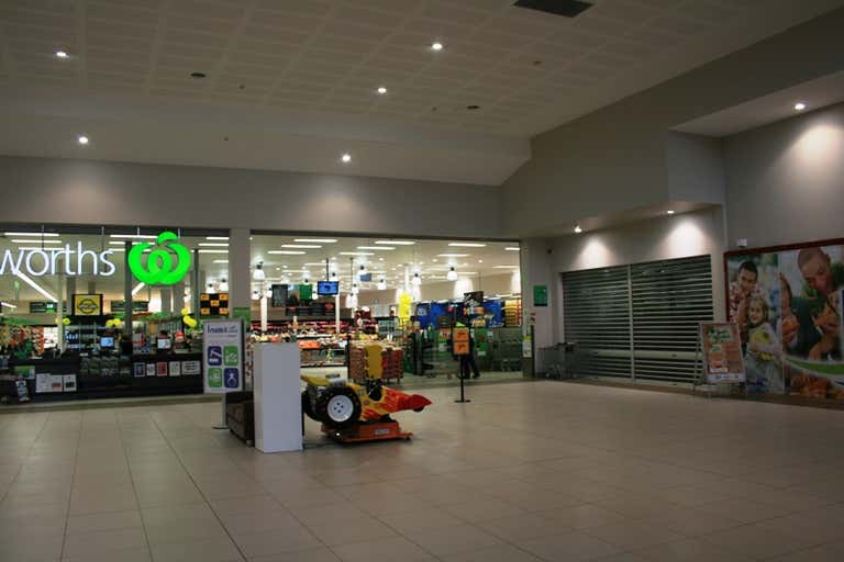 Shop 14, 9 Village Way, Lakeside Square Centre Pakenham VIC 3810 - Image 1