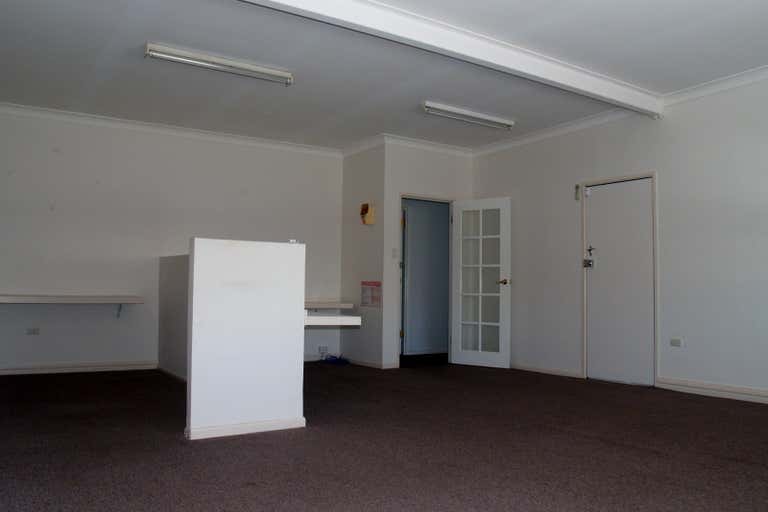 Suite 2/46-48 Wharf Street Tweed Heads NSW 2485 - Image 4