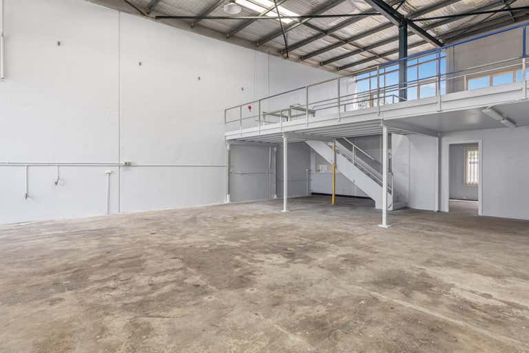 3/26 Barry Road Chipping Norton NSW 2170 - Image 4