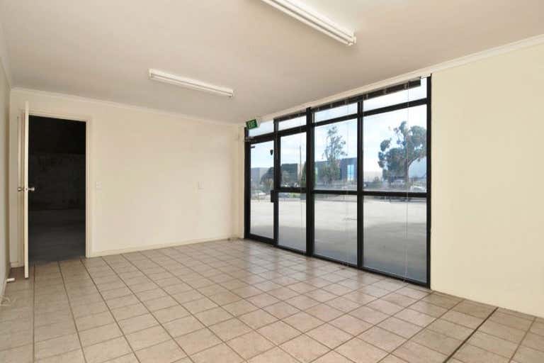 14 Freeman Street Campbellfield VIC 3061 - Image 2