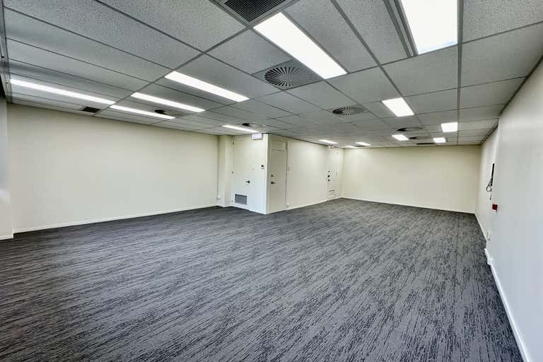 Suite 26, 19 Short Street Southport QLD 4215 - Image 2