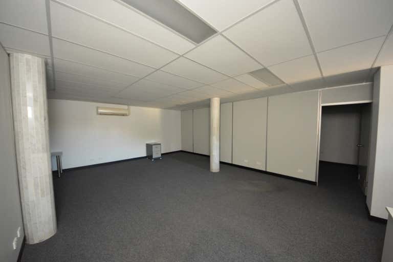 Ground Floor, 39 Gladstone Road Allenstown QLD 4700 - Image 3