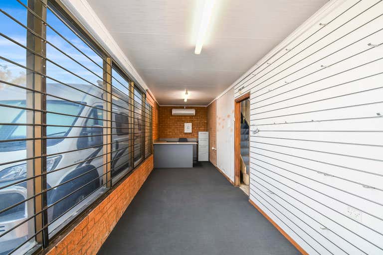 1/16 Ralph Black Drive North Wollongong NSW 2500 - Image 4