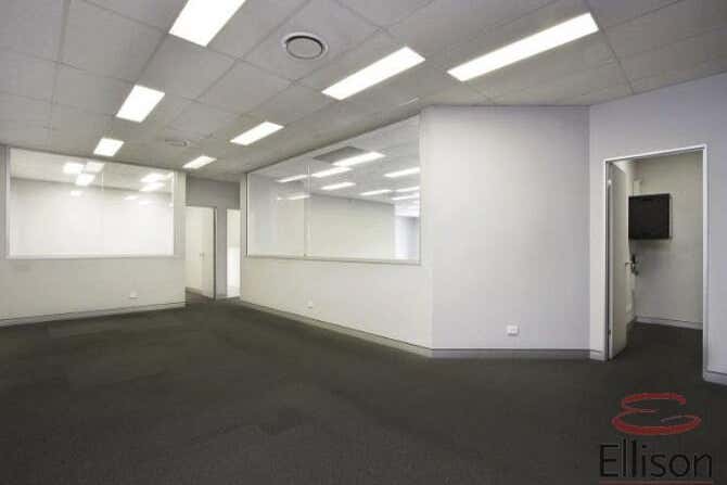 4/33 MEAKIN ROAD Meadowbrook QLD 4131 - Image 4