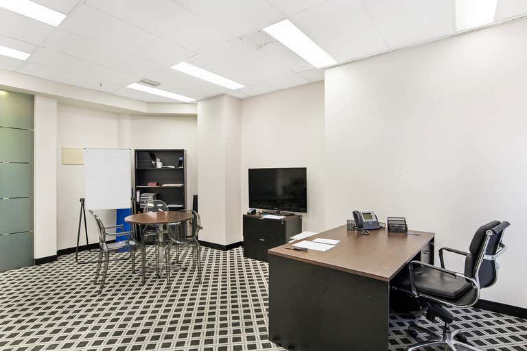 126/1 Queens Road Melbourne VIC 3004 - Image 2