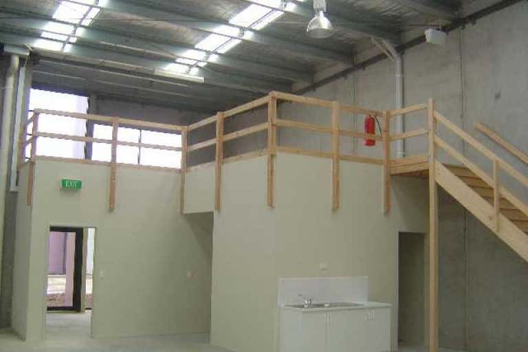 1-7, 6 Torca Terrace Mornington VIC 3931 - Image 2