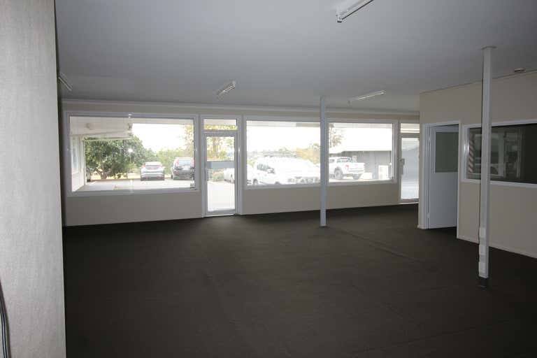 Shop 3, 343 Mackenzie Street Middle Ridge QLD 4350 - Image 4