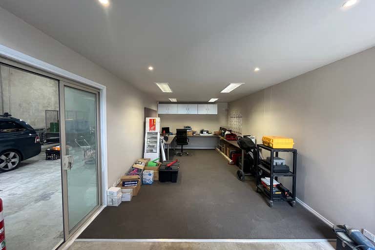 4/4 Ovata Drive Tullamarine VIC 3043 - Image 4