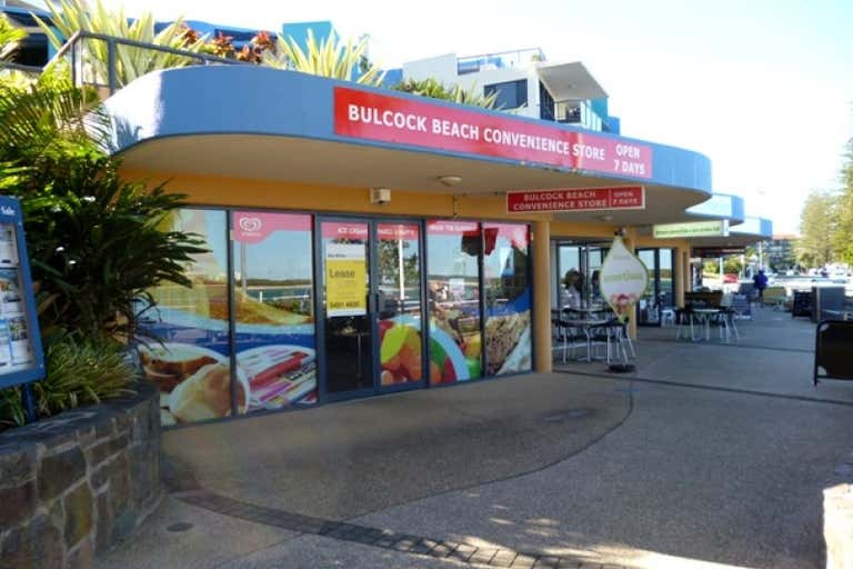 2/38 Bulcock Beach Esplanade Caloundra QLD 4551 - Image 2