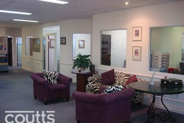 7 - LEASED, 10 Gladstone Road Castle Hill NSW 2154 - Image 4