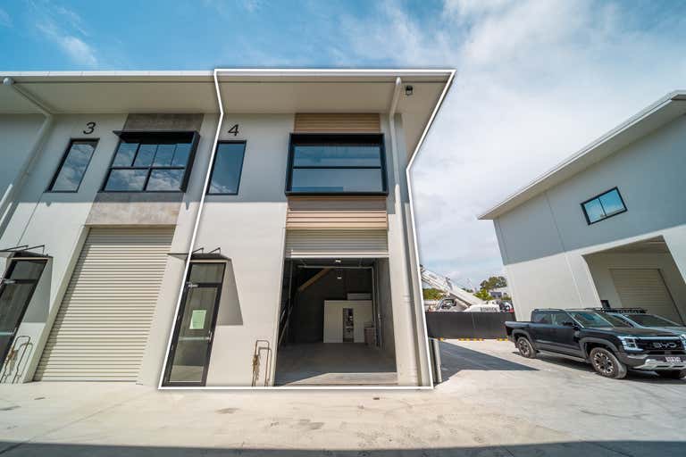 4/3 Rudman Parade Burleigh Heads QLD 4220 - Image 1