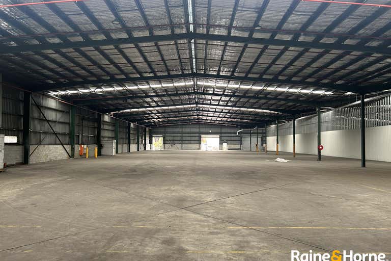 1/74 Mildura Street Fyshwick ACT 2609 - Image 1