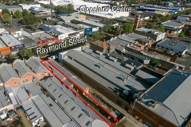 212 Raymond Street Sale VIC 3850 - Image 3