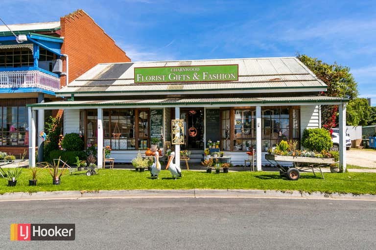 Lakes Entrance Florist, Fashion & Gifts, 3 Bulmer Street, Lakes