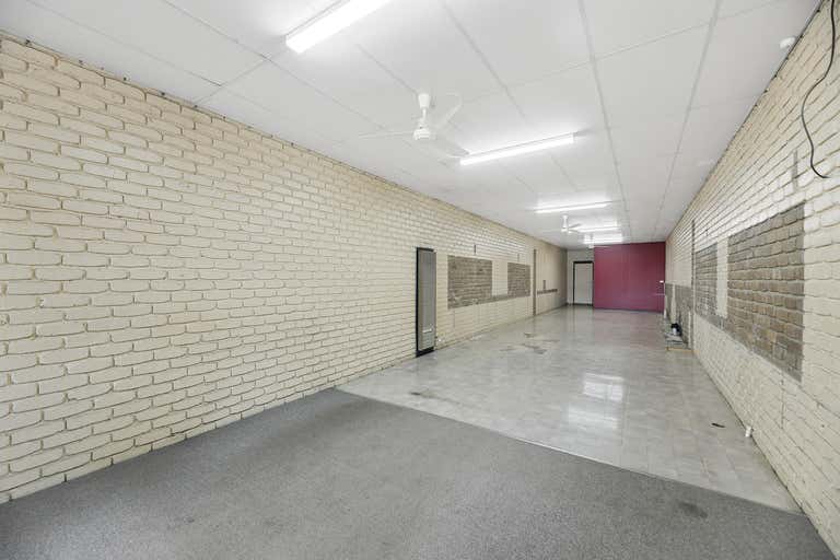 1/43 Smith Street Warragul VIC 3820 - Image 2