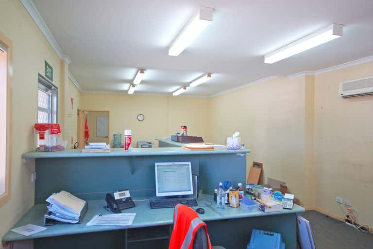 4 Eames Street Albury NSW 2640 - Image 3