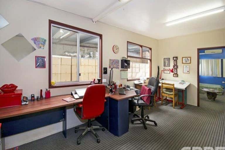 2/33 Enterprise Street Kunda Park QLD 4556 - Image 4