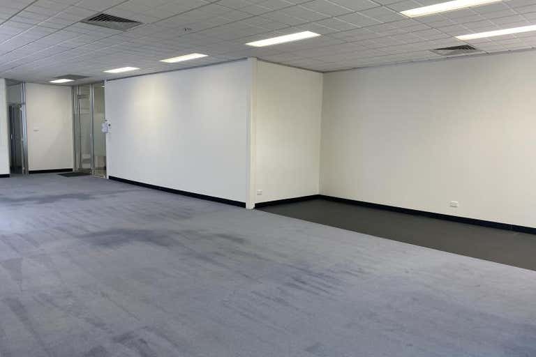 Rowland House, Unit  2, 10 Thesiger Court Deakin ACT 2600 - Image 3