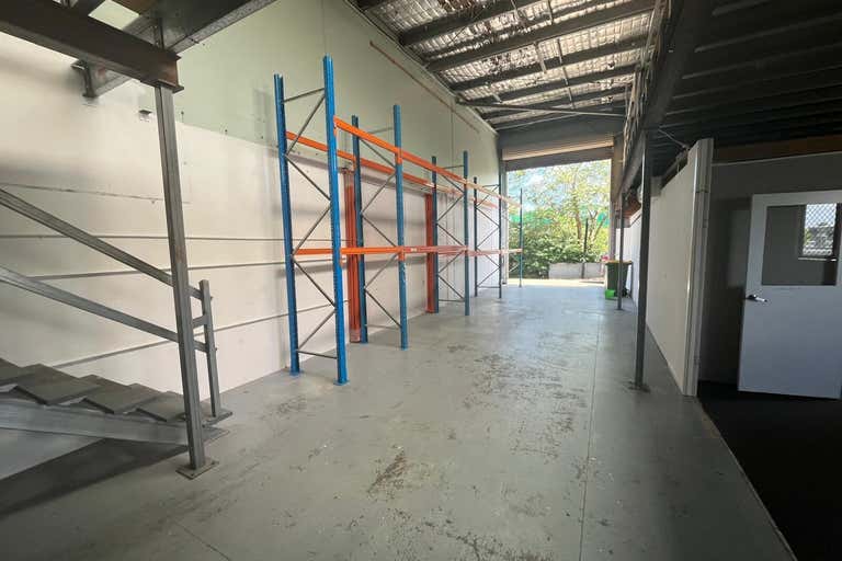 5/55-57 Dover Drive Burleigh Heads QLD 4220 - Image 2