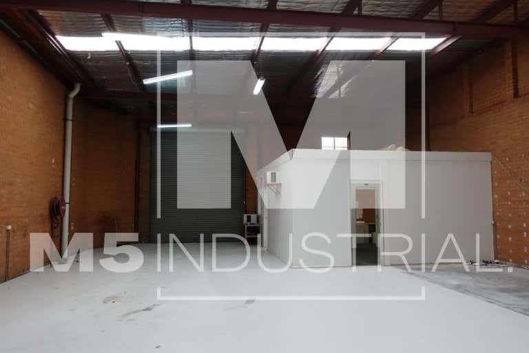 Unit 4, 15 Lorraine Street Peakhurst NSW 2210 - Image 3