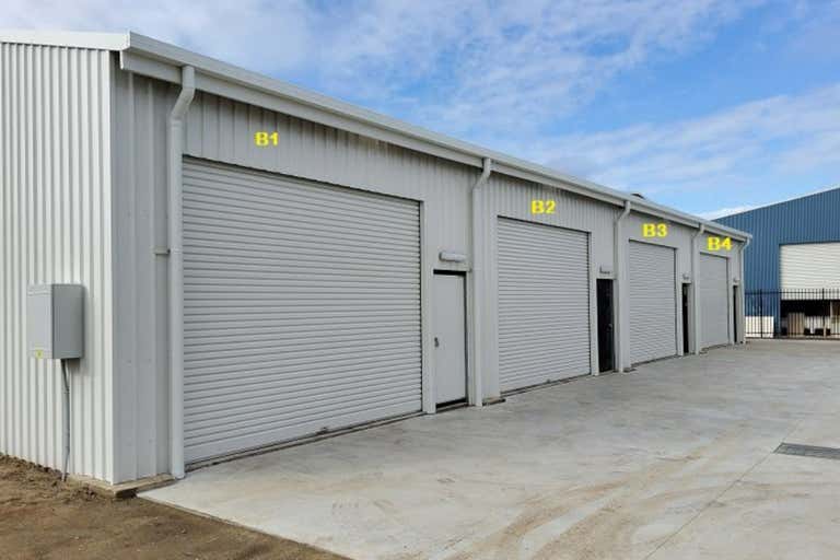 2/25-29 Connors Road Paget QLD 4740 - Image 1