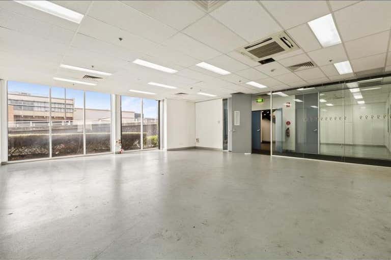 Gateway Business Park, 157 Salmon Street Port Melbourne VIC 3207 - Image 3