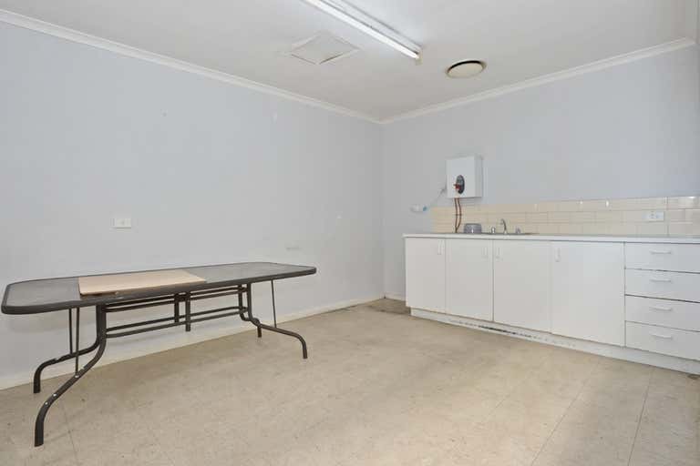 4 Brett Drive Carrum Downs VIC 3201 - Image 4