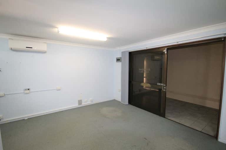 The White House, Suite 1, 99 MUSGRAVE STREET Berserker QLD 4701 - Image 3