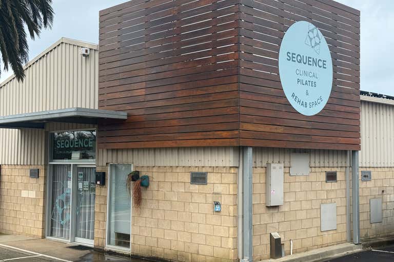 b, 106 Surf Coast Highway Torquay VIC 3228 - Image 1