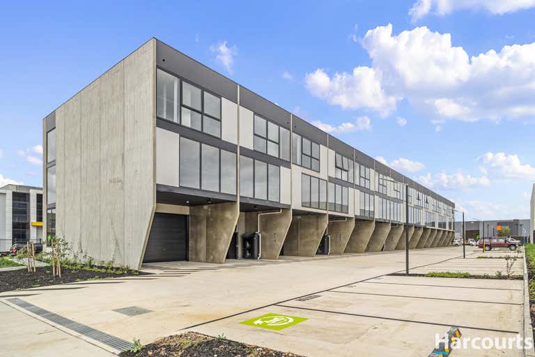 5 Maughan Way Cranbourne West VIC 3977 - Image 2