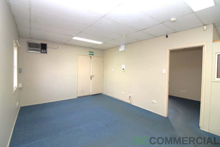 286 Bridge Street Newtown QLD 4350 - Image 4