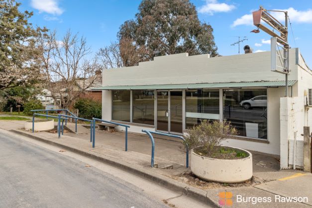 22 Laidlaw Street Yass NSW 2582 - Image 2