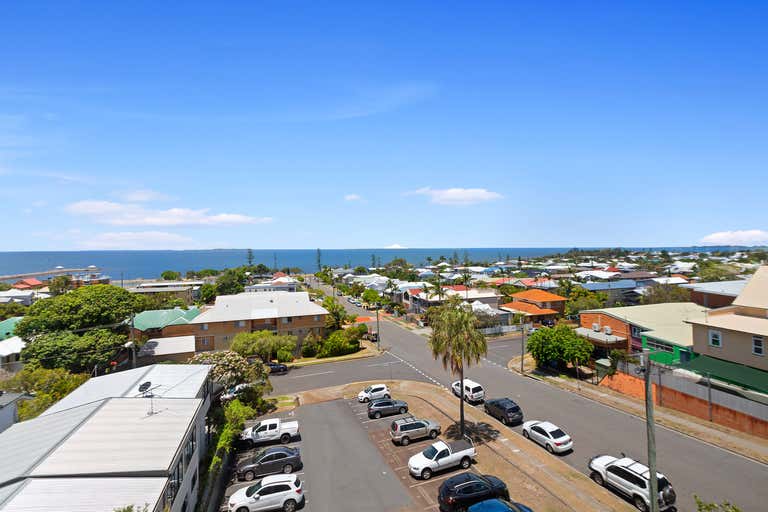 301/182 Bay Terrace Wynnum QLD 4178 - Image 2