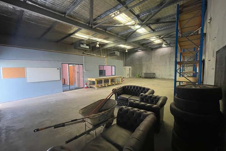 Unit 4, 46 Paramount Drive Wangara WA 6065 - Image 4