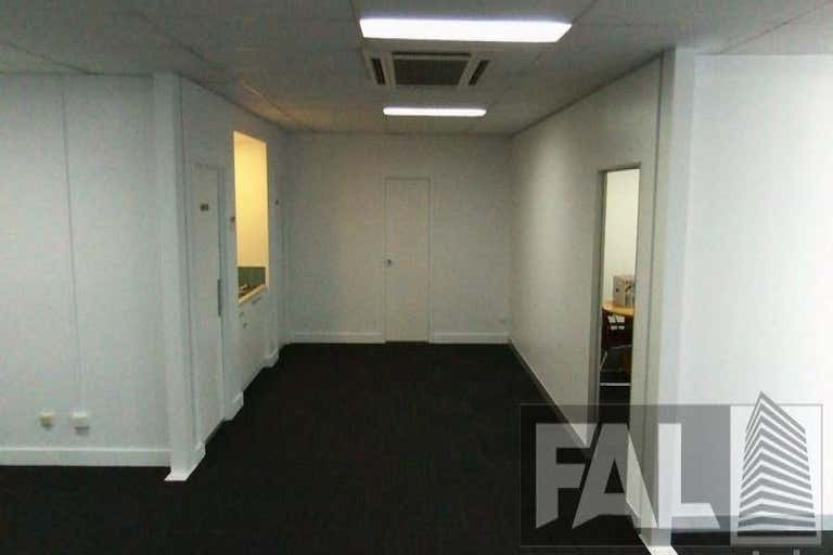 Unit  3, 27 Selhurst Street Coopers Plains QLD 4108 - Image 3