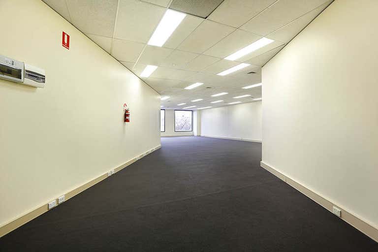 Suite 3, 346 Main Street Mornington VIC 3931 - Image 2