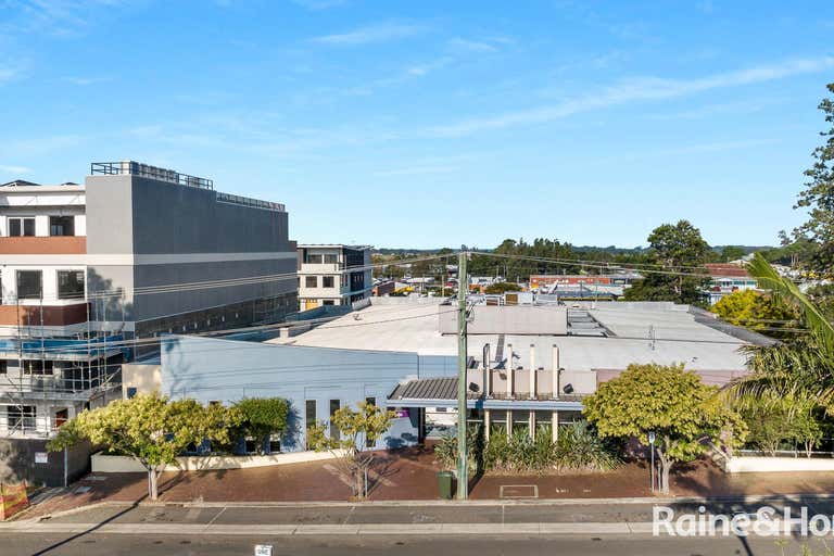 4 Lawrence Avenue Nowra NSW 2541 - Image 2