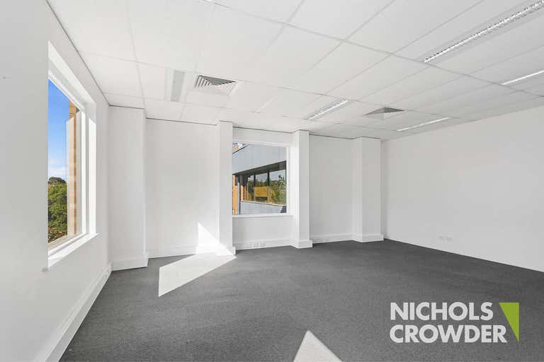 2/300 Centre Road Bentleigh VIC 3204 - Image 2
