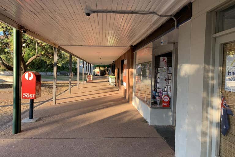 15 Main Street Eildon VIC 3713 - Image 3